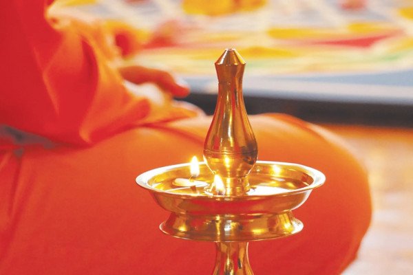 Oil lamp